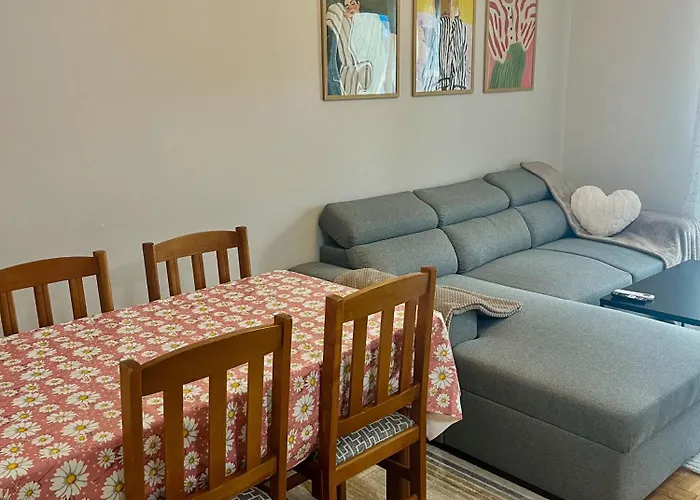 Modern 2-bedroom By Sea & Metro Apartment Thessaloniki