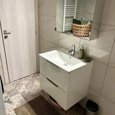 Modern 2-bedroom By Sea & Metro Lejlighed *