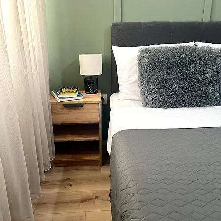 Modern 2-bedroom By Sea & Metro * Thessaloníki
